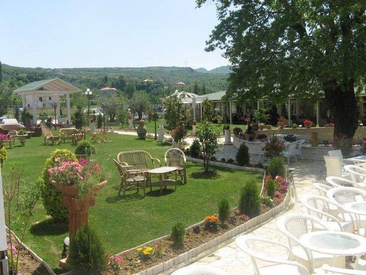 Resort Teater Kame Ibe Buitenkant foto